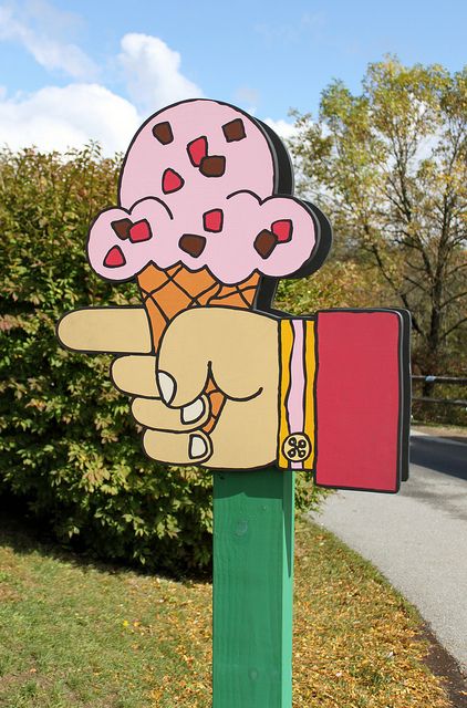 Happiness is two kinds of ice cream. / Peace, Love, and Ice Cream at the Ben & Jerry's factory in Waterbury  #vermont  #splendidsummer Ice Cream Shop Inspiration, Cool Ice Cream Shops, Ice Cream Shop Exterior, Ice Cream Shop Ideas, Ice Cream Shop Sign, Ice Cream Chairs, Ice Cream Festival, Waterbury Vermont, Ice Cream Factory