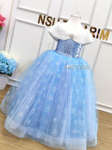 Princess frozen dress . Baby girl dress. princess elsa dress. Elsa dress. For special occasion. Handmade! Elsa Dress For Kids, Frozen Birthday Dress, Princess Elsa Dress, Dress For Special Occasion, Frozen Elsa Dress, Frocks For Kids, Frozen Dress, Elsa Costume, Frozen Costume