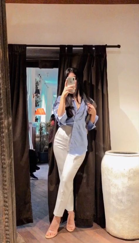 Poses For Formal Wear, Blue Shirt With White Pants, Shirt Outfits Women Formal, Modest Outfits For Short Women, White Shirt Outfit Women, Poses In Suit, Ootd Simple, Celebrity Casual Outfits, Classy Outfits For Women