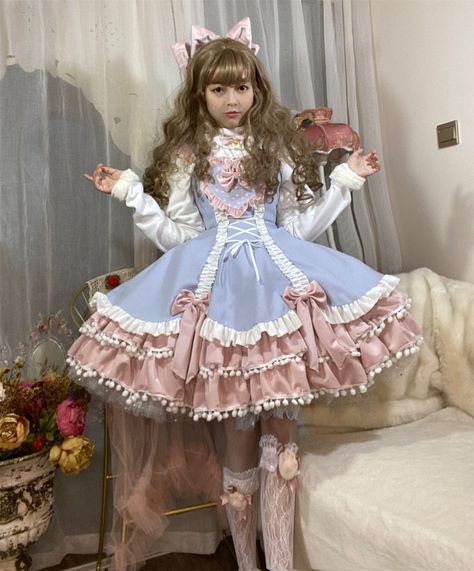 Lolita Outfit, Outfit Art, Lolita Outfits, Cute Autumn, Girl Cat, Pastel Fashion, Maid Outfit, Kawaii Dress, Cat Cute