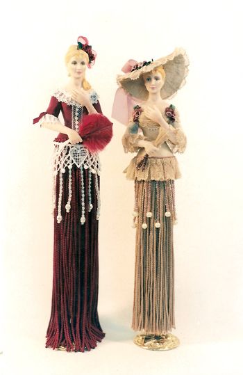 These 2 tassel dolls were made from my Frances mold. It comes from with a set of arms and mold hair. You can add a cloth body to her and legs and she makes a 5 1/2" doll. As a tassel doll they make a beautiful Christmas Ornament. Bedroom Black Bed, Black And Gold Accessories, Tassel Dolls, Double Eyeliner, Black Bed, Smokey Eyeliner, Art Deco Bedroom, Deco Bedroom, Victorian Dollhouse