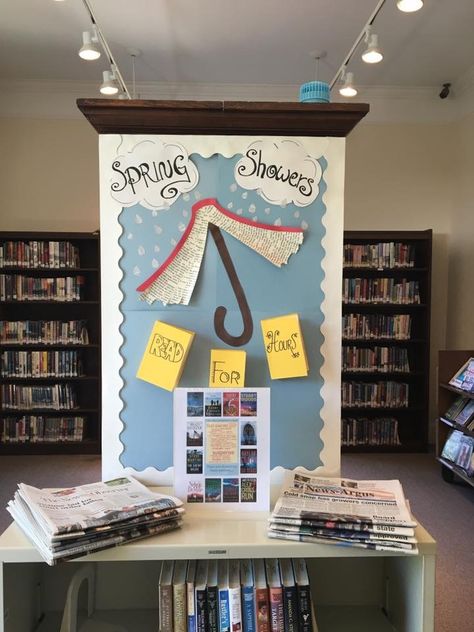 Spring Library Book Displays, Book Cover Bulletin Board, April Library Display Ideas, Academic Library Displays, Library Spring Displays, Library Display Boards, Reading For Pleasure Display, Bulletin Board Ideas For Reading, Poetry Library Display