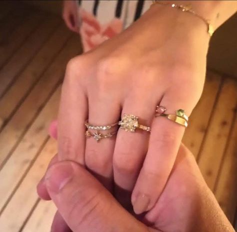 Marzia Kjellberg Engagement Ring, Marzia Kjellberg Wedding Ring, Marzia Kjellberg, Felix Kjellberg, Marzia Bisognin, Got Engaged, Dream Engagement, Dream Engagement Rings, April 27