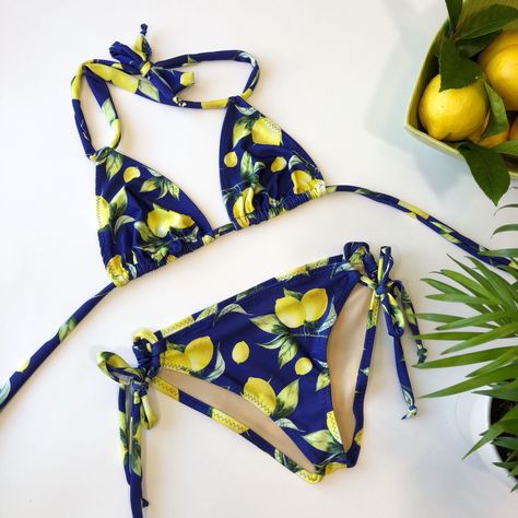 Excited to share the latest addition to my #etsy shop: Women's lemon print bikini 90s Fashion Women, Vintage Bathing Suits, Beach Bathing Suits, Beautiful Suit, Clothing Photography, Lemon Print, Swim Suits, Swimsuits High Waisted, Swim Wear