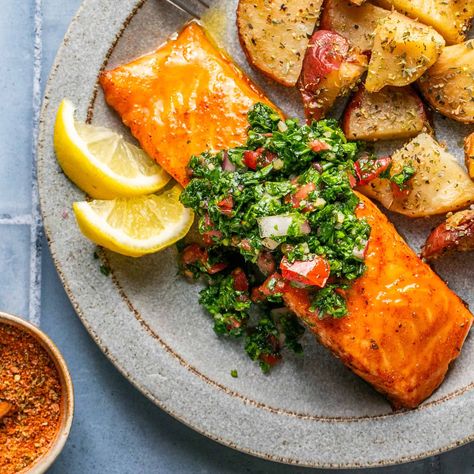 Sweet Heat Baked Salmon with Sweet Chimichurri Sauce Salmon With Chimichurri Sauce, Easy Chimichurri Sauce, Oh Snap Macros, Sauce For Salmon, Chimichurri Recipe, Healthy Weeknight Dinners, Chimichurri Sauce, Sweet Heat, Macro Meals