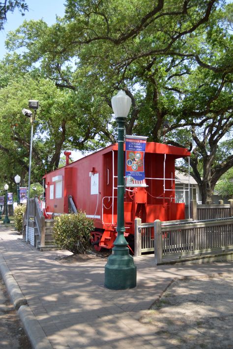 League Park (League City, Texas) | Bay Area Houston Downtown Houston Texas, League City Texas, Painting Hobby, Moving To Texas, Rick Steves, Rio Grande Valley, Loving Texas, Downtown Houston, Clear Lake