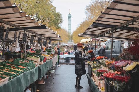 Paris Food Market, Paris Locations, Parisian Market, French Markets, Markets In Paris, Paris Breakfast, Parisian Bistro, Paris Food, Travel Vibes