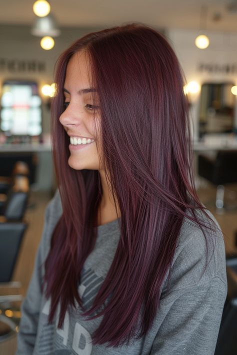 Summer Holiday Hairstyles, Aubergine Hair Color, Pelo Color Vino, Hair Styles Long Hair, Cherry Hair Colors, Hair Color Mahogany, Mahogany Hair, Puffy Hair, Plum Hair