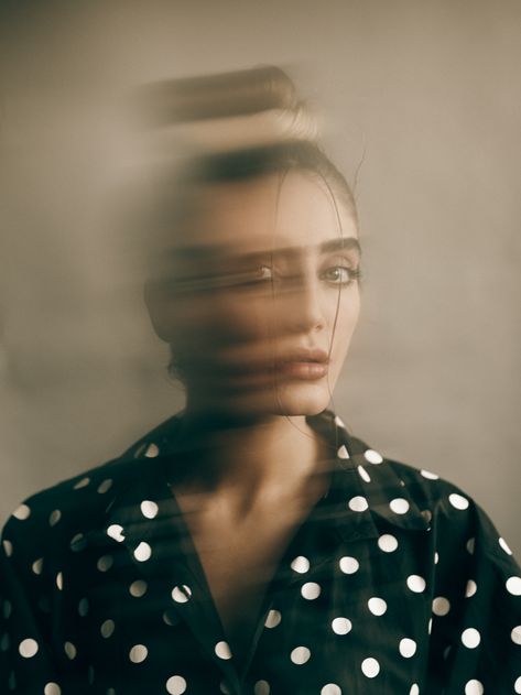 Long Exposure Portrait, Motion Blur Photography, Blur Photography, Blur Photo, Exposure Photography, Motion Blur, Creative Portraits, Long Exposure, Foto Inspiration