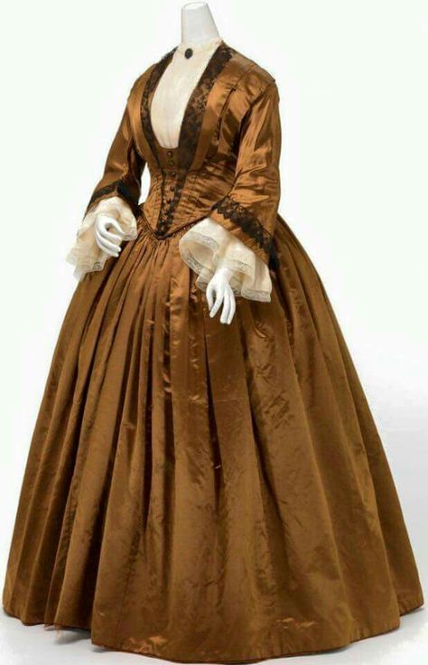 Dickens Dress, 1840s Dress, 1850s Dress, Historic Dresses, 1840s Fashion, 1850s Fashion, 1860 Fashion, 19th Century Clothing, Victorian Hairstyles