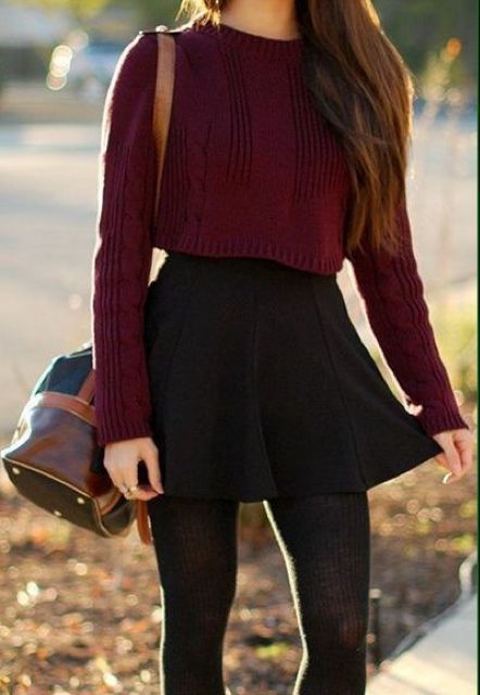 Black Outfit Winter, Casual Thanksgiving Outfits, Jessica Ricks, Trendy Party Outfits, Peplum Tops, Winter Skirt Outfit, Tight Sweater, Rock Outfit