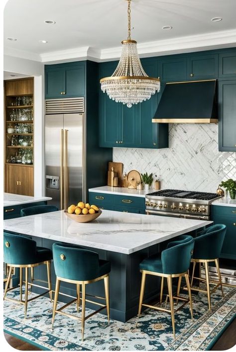 Emerald Green Kitchen, Teal Cabinets, Luxurious Kitchen Design, Trendy Kitchen Design, White Tile Backsplash, Teal Kitchen, Kitchen Design Color, Trendy Kitchen, Design Color