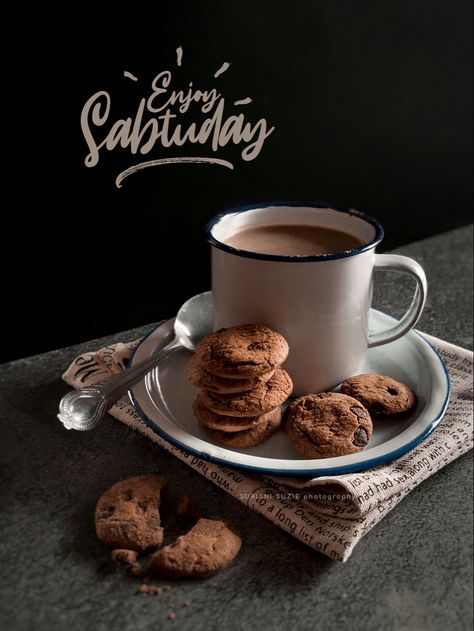 Coffee And Cookies Photography, Biscuit Photography, Cookies Photography, Christmas Food Photography, Food Photography Cake, Food Photography Dessert, Baking Photography, Pizza Design, Coffee Cookies