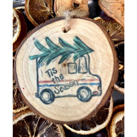 Celebrate The Season With Our Usps Truck With A Christmas Tree On Top A "Tis The Season" Wooden Ornament! This Festive Ornament Adds A Charming Touch To Your Holiday Decor. Crafted With Care, It Features A Delightful Scene Of A Usps Truck Carrying A Christmas Tree, Capturing The Spirit Of The Season. In Excellent Condition, This Wooden Ornament Is A Timeless Addition To Your Christmas Tree Or Home Decor. Its Compact Size And Intricate Design Make It A Standout Piece, Bringing Holiday Joy To Your Hand Painted Christmas Ornaments Wooden Wood Slices, Wooden Ornaments Painted, Mountain Ornaments, Wood Christmas Tags, Wooden Slice Painting, Usps Truck, Painted Wooden Ornaments, Ornament Trees, Painted Wood Crafts