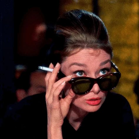 audrey hepburn in breakfast at tiffany’s — gif Mode Ulzzang, Holly Golightly, Audrey Hepburn Style, Breakfast At Tiffanys, Her Eyes, Audrey Hepburn, Old Hollywood, Style Icons, Actors & Actresses