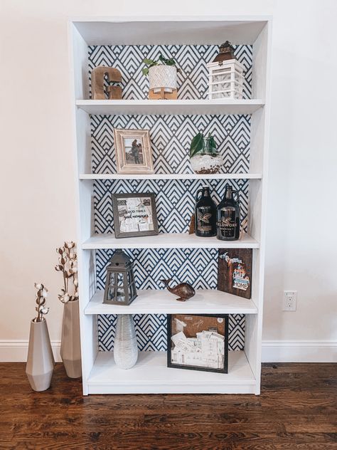 Turned a simple black bookshelf into an eye catching living room piece Bookshelf Contact Paper, Contact Paper Bookshelf, Bookshelf Refurbish Ideas, Bookshelf Makeover Diy, Diy Contact Paper, Bookshelf Makeover, Black Bookshelf, Living Room Pieces, Playroom Ideas