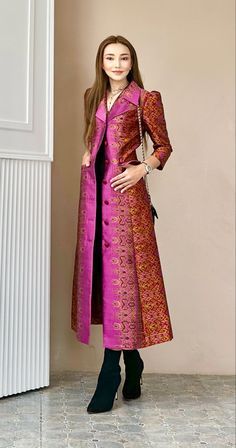 Silk Gown Designs Indian, Brocade Outfits, Simple Kurti, Cutest Outfits, Blouses Designs, Trendy Outfits Indian, Indian Kurti, Outfits Indian, Best Winter Outfits