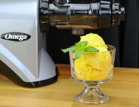 Mango Pineapple Sorbet Pineapple Sorbet Recipe, Fresh Pineapple Juice, Pineapple Sorbet, Masticating Juicer, Fruit Sorbet, Mango Pineapple, Mango Sorbet, Fruit Juicer, Eat Veggies