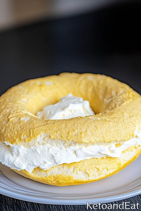 Carnivore Egg White Protein Bagels Egg White Powder Recipes, Egg White Protein Powder Recipes, Bagels Easy, Carnivore Bread, Protein Bagels, Protein Burger, Egg White Protein Powder, Egg White Protein, Garlic Butter Salmon