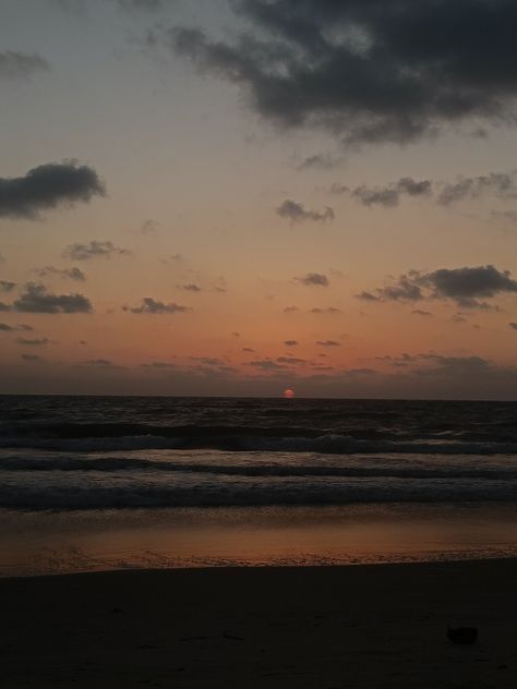 manipal hoode beach Udupi Beach, Aesthetic Photography Nature, Photography Nature, Aesthetic Photography, Nature Photography, Photography, Quick Saves, Nature