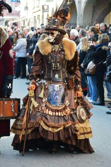 Carnival steampunk Carnivale Costume, Warrior Fashion, Halloween Steampunk, Steampunk Costumes, Steampunk Illustration, Steampunk Shoes, Hidden Faces, Mode Steampunk, Steampunk Couture