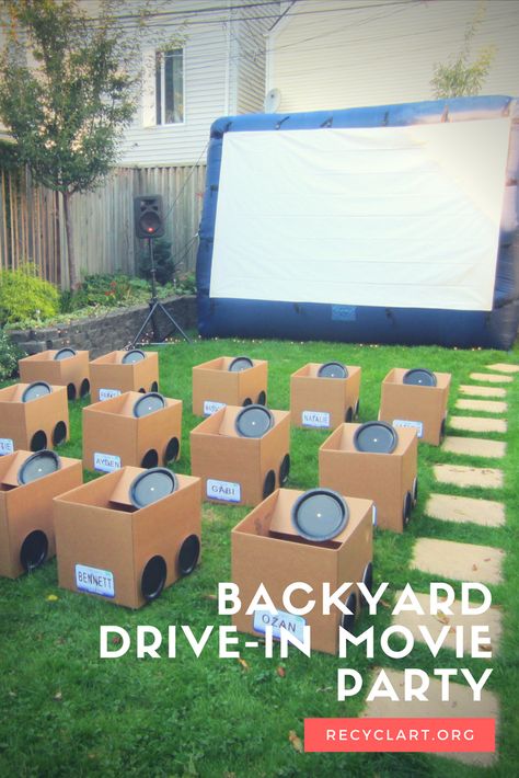 Outdoor Movie Screen Ideas, Backyard Movie Theater, Backyard Movie Night Party, Magical Backyard, Backyard Movie Theaters, Movie Night Birthday Party, Outdoor Movie Screen, Backyard Movie Nights, Cheap Backyard