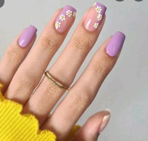 Purple Nail Art, Summer Nail Designs, Square Nail Designs, Subtle Nails, Daisy Nails, Simple Gel Nails, Nails Only, Floral Nails, Summer Nail