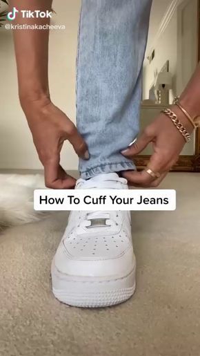 Vintage Jeans Outfit, Diy Clothes And Shoes, Clothing Diy, Diy Fashion Clothing, Diy Clothes Life Hacks, Mens Fashion Streetwear, Crafts Paper, Mens Fashion Casual Outfits, Stylish Mens Outfits