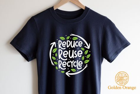 Earth Day T Shirts, Earth Day Shirts Ideas, School Club Shirts, Rude Embroidery, College Shirt Design, Earth Day Shirts, Earth Awareness, Club Tshirts, Recycled Shirts