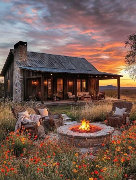 Tin Roof House, Roof House, Porch Area, Tin Roof, Romantic Places, Outdoor Porch, House Roof, Backyard Projects, Log Homes