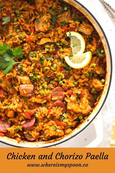 Chicken Paella Recipe, Chicken Paella Recipe Authentic, Italian Paella Recipe, Sausage Paella Recipe, Chorizo Paella, Chicken Paella Recipe Easy, Sausage Paella, Pialla Recipes, Paella Chicken Chorizo