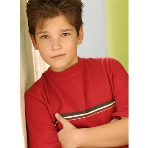 Nathan Kress Icarly Sam And Freddie, Romanian Royal Family, Freddie Benson, Nathan Kress, Icarly, Child Actors, Cute Actors, Celebrity Crush, Long Sleeve Tshirt Men