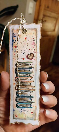 #borderdesign #kawaiidrawing #dibujando #dibujo #rotuladores #cutenotes #tumblrnotes #bujoinspiration #apuntesbonitos #apuntes Watercolor Bookmarks Ideas, Summer Bookmarks, Handmade Bookmarks Diy, Diy Crafts Bookmarks, Elegant Midi Dress, Christmas Bookmarks, Creative Bookmarks, Watercolor Books, Calf Sleeve