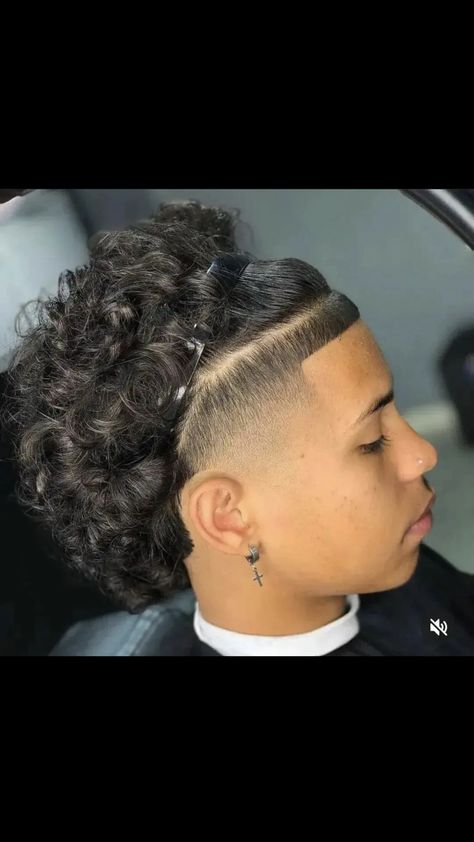 Designs For Men Haircut, Low Taper Undercut, Baby Hair Masculino, Front Taper Hairline, Stud Haircuts, Tapered Hairline, High Taper Fade Haircut, Line Up Haircut, Curly Hair Bun Styles