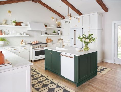 All white with a forest green island. Dream Kitchen Island, White Kitchen Hood, Traditional Kitchen Designs, Kitchen With White Cabinets, White Kitchen Appliances, Kitchen Island With Sink, Modern Kitchen Appliances, Kitchen Appliance Packages, White Appliances