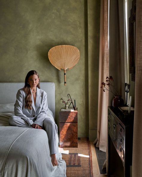 Colored Cement Floor, Like Wash Bedroom, Earthy Luxury Bedroom, Lime Wash Walls, Soho Loft, Washing Walls, Danielle Bernstein, House Vibes, Home Still