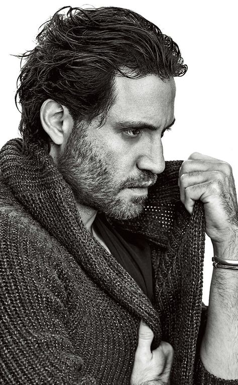 Edgar Ramírez Fitness Photo Shoot, Edgar Ramirez, Men Hairstyle, Men's Fitness, Famous Photographers, Hello Gorgeous, Man Crush, Pho, Spoons