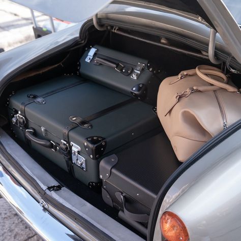 Madeleine Swann, Globe Trotter Luggage, James Bond Daniel Craig, Tom Ford Tuxedo, Luxury Luggage, No Time To Die, Aston Martin Db5, Holdall Bag, Best Luggage