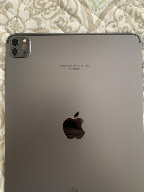 Ipad Song Aesthetic, Ipad Engraving, Bus Simulator Indonesia Livery Kerala, Apple Core, Abstract Pencil Drawings, Computers Tablets And Accessories, Custom Ipad, Apple Technology, Delicacy Food