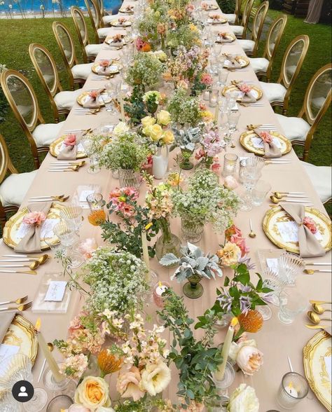 Wedding View, Garden Theme Wedding, Future Wedding Plans, Garden Party Wedding, Wedding Mood Board, Garden Theme, Wedding Goals, Wedding Tablescapes, Wedding Mood