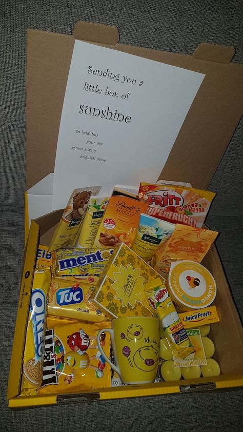 Yellow Box Gift, Sunshine Box Ideas For Guys, Color Themed Gift Baskets Yellow, Covi̇d Care Package, Sending You Sunshine, Sunshine Box Ideas Care Packages, Yellow Birthday Box Ideas, Yellow Box Of Sunshine Gift Ideas, Sunshine Basket Ideas