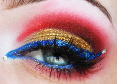 iron man inspiration Superhero Makeup, Wonder Woman Makeup, Dramatic Wedding Makeup, Wedding Eyes, Red Eye Makeup, Drag Make-up, Wedding Eye Makeup, Makeup Inspired, Prom Eye Makeup