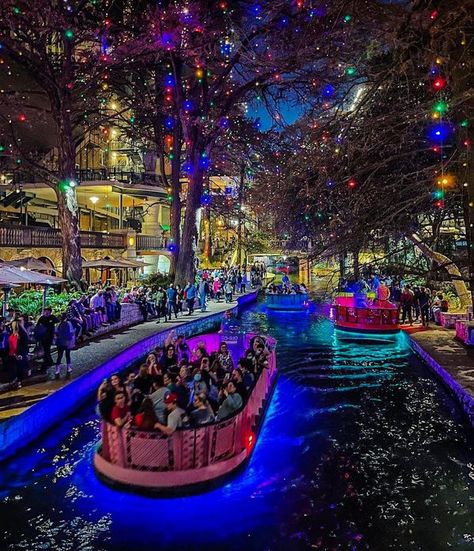 🎄Old Time Christmas Memories 🎄 | Riverwalk San Antonio,Texas 🎄 | Facebook River Walk San Antonio Texas Christmas, San Antonio Texas Riverwalk, Riverwalk San Antonio, San Antonio River Walk, San Antonio Riverwalk, Old Time Christmas, Texas Christmas, San Antonio River, Great America