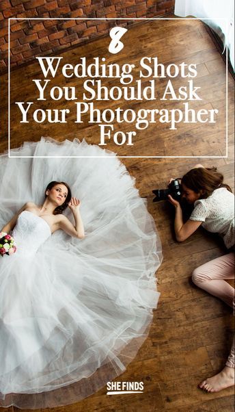 Wedding Dress Poses The Bride, Wedding Photo With All Guests, Wedding Photography Special Moments, Before Wedding Photoshoot, Best Wedding Pictures Ideas, Wedding Bride Getting Ready Photo Ideas, Different Wedding Photos, Bride Preparation Photos Ideas, Wedding Day Photography Ideas