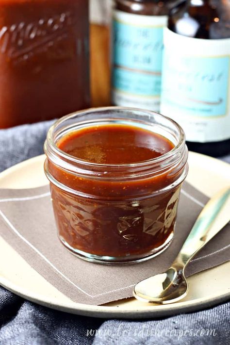 Root Beer Vanilla Barbecue Sauce Recipe -- Root beer and vanilla are the star flavors in this sweet and spicy barbecue sauce. This stuff is so good, you may never use bottled BBQ sauce again. #barbecuesauce #vanilla Vegan Bbq Sauce, Barbeque Sauce Recipe, Easy Bbq Sauce, Homemade Bbq Sauce Recipe, Homemade Barbecue, Honey Bbq Sauce, Dip Sauce, Barbecue Sauce Recipes, Homemade Barbecue Sauce