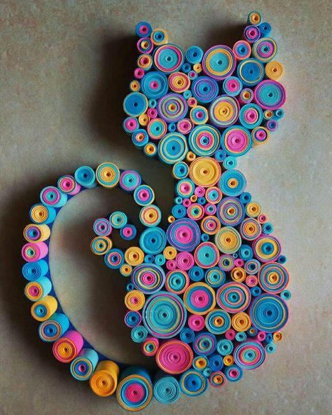 Teknik Quilling, Boutique Crafts, Islam Symbol, Diy Quilling Crafts, Kerajinan Diy, Quran Mp3, Flower Kids, Quilling Animals, Paper Quilling For Beginners