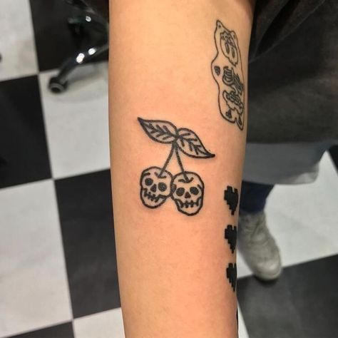 Poke Tattoo, Aesthetic Tattoo, Tattoo Flash Art, Dream Tattoos, Little Tattoos, Skin Art, Piercing Tattoo, Get A Tattoo, A Tattoo