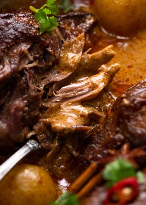 Massaman Lamb Shanks, Lamb Shank Curry Indian, Lamb Souvlaki Recipe, Lamb Massaman Curry, Curry Ideas, Curried Lamb, Curry Lamb, Lamb Shanks Slow Cooker, Slow Cooked Lamb Shanks