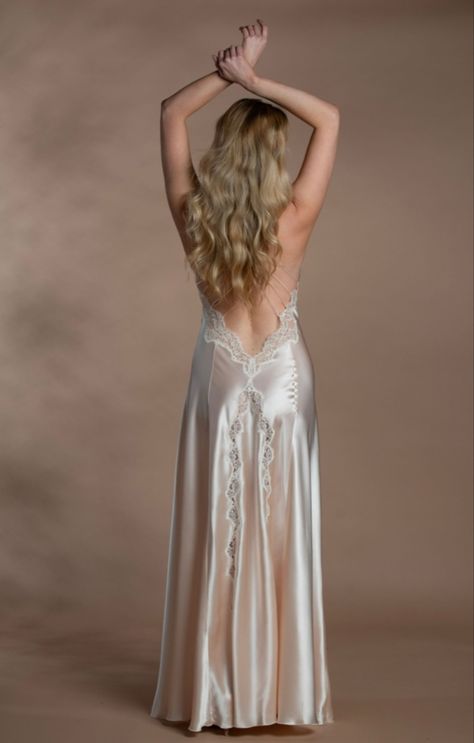 Backless Gown, Lingerie, Turn Ons