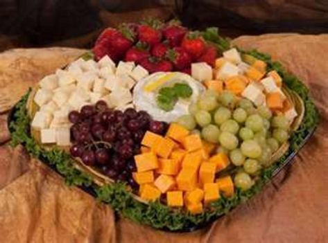 Appetizer Cheese Tray By Freda Fruit Kabob, Party Food Menu, Cheese Trays, Appetizer Trays, Relish Trays, Party Trays, Cheese Tray, Veggie Tray, Cheesy Recipes